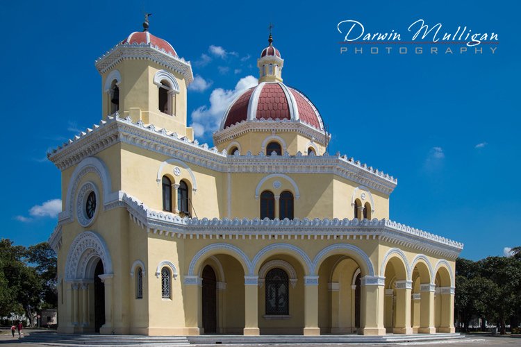 Old-church-in-Havana-Cuba