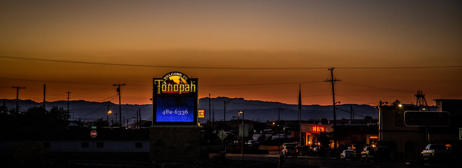 Panorama-Red-Sky-Sunset-Tonopah-Nevada